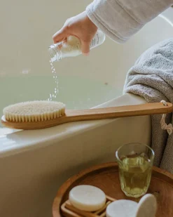 Badkameraccessoires|Bad Borstels*DILLE & KAMILLE Bad- en saunaborstel, bamboe, zachte haren