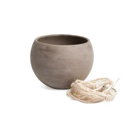 Terracotta Bloempotten*DILLE & KAMILLE Bloempot met ophangkoord, terracotta