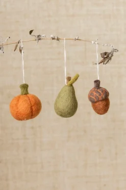 Warm Wonen|Herfst Decoratie*DILLE & KAMILLE Hanger peer, vilt, groen