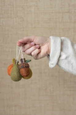 Warm Wonen|Herfst Decoratie*DILLE & KAMILLE Hanger peer, vilt, groen