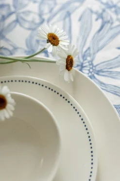 Borden|Serviessets*DILLE & KAMILLE Ontbijtbord met blauwe stip, organisch, porselein, Ø 20 cm