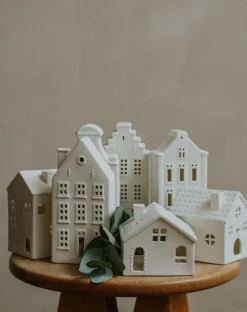 Porseleinen Huisjes|Theelichthouders*DILLE & KAMILLE Theelichthouder, porselein, huisje met trapgevel, 20 cm