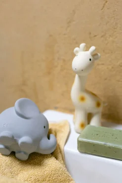 Speelgoed Voor 2 Jaar|Speelgoed Voor 1 Jaar*DILLE & KAMILLE Tikiri bad- en bijtspeeltje met rammelaar - olifant