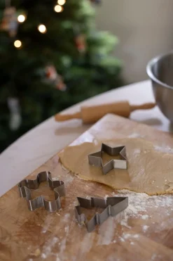 Uitsteekvormpjes*DILLE & KAMILLE Uitsteekvorm kerstboom, recycled rvs
