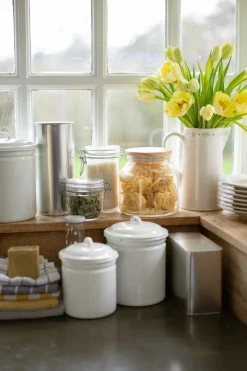 Goed Gevulde Hapjesplank|Voorraadpotten*DILLE & KAMILLE Voorraadpot met houten deksel, glas, middel